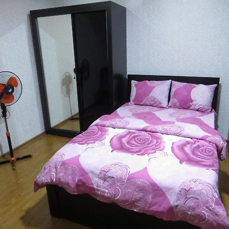 Lana Apartment Tbilisi Exterior photo